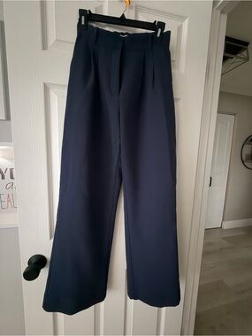 Abercrombie women’s pants - NAVY